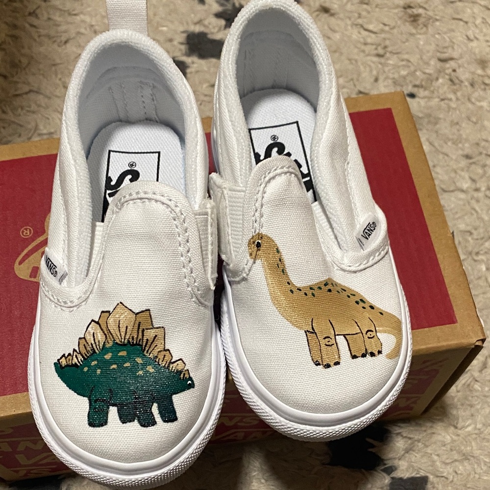 Vans Kids' White Slip-On Dinosaur sneakers toddler 6